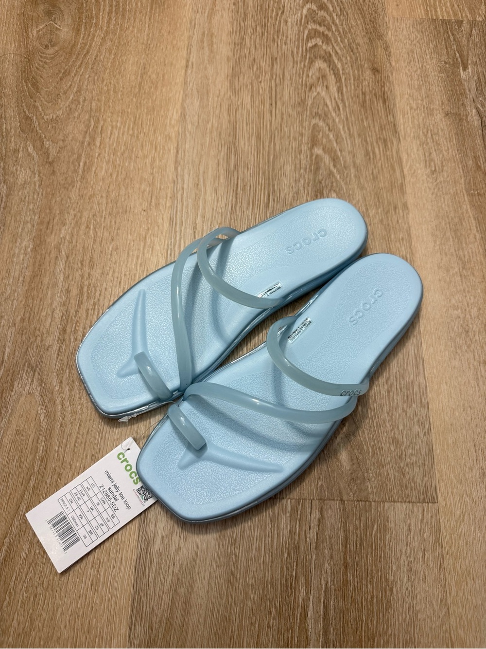 NWT Crocs Miami Toe Loop Jelly Sandal Sky Blue Size 9